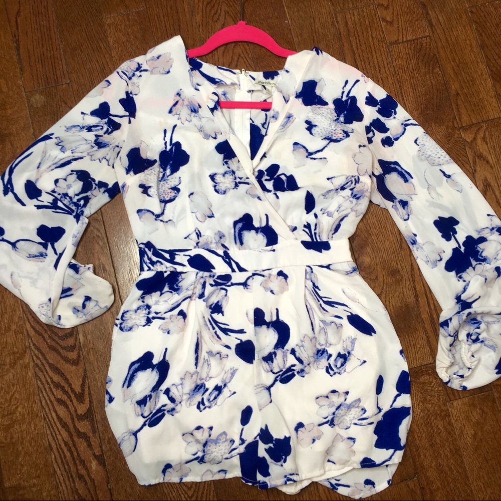 Pretty Abstract floral print romper